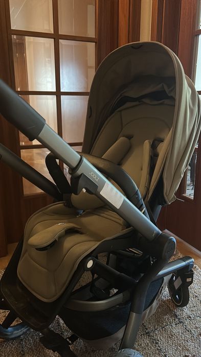Carrinho JOOLZ HUB+ 2025 até 22kg