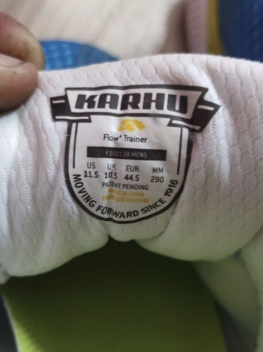 Кросівки Karhu 44.5 розмір
