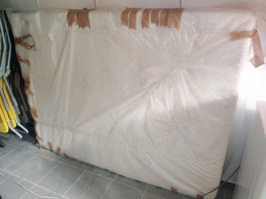 Colchão casal ortopédico 1.4x1.8cm praticamente novo