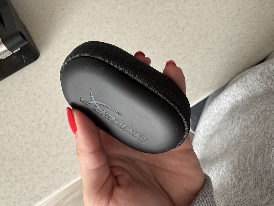 HyperX Cloud Earbuds red czerwone słuchawki douszne