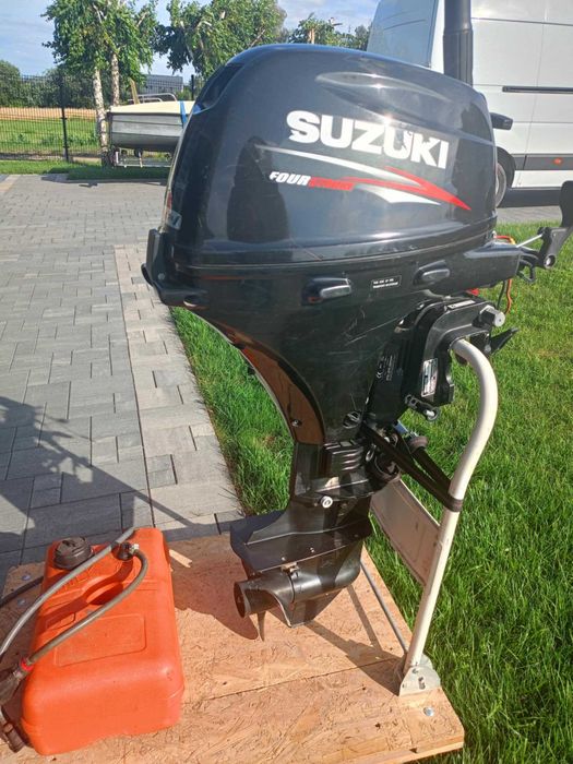 Silnik zaburtowy Suzuki DF 20 A