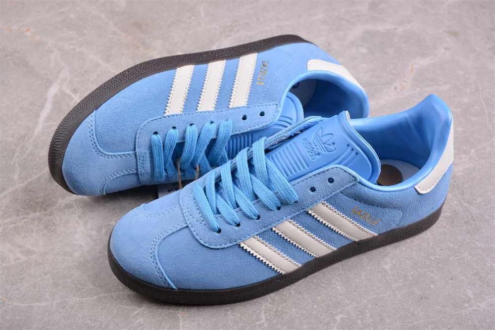 Adidas Gazelle Azul Claro/Branco Novas – Tamanho 38