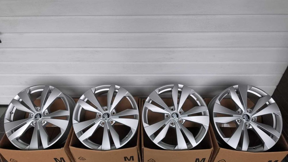 Felgi aluminiowe 18" 5x112 Skoda Octavia MK4 MK3 MK2 AUDI SKODA VW Et50 (OL828F)
