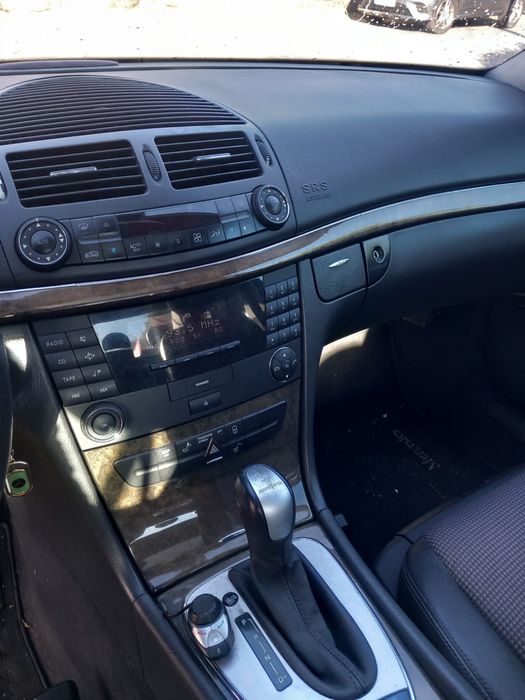 MERCEDES E220 2002 150cv Caixa Automatica