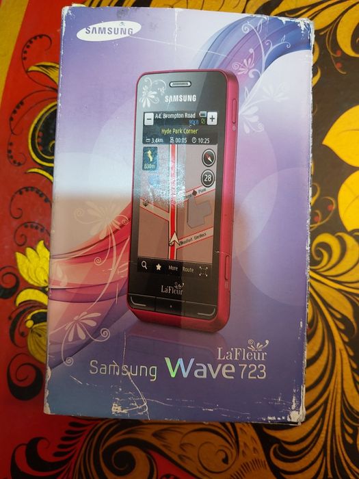 Смартфон Samsung Wave 723 LA Fleur