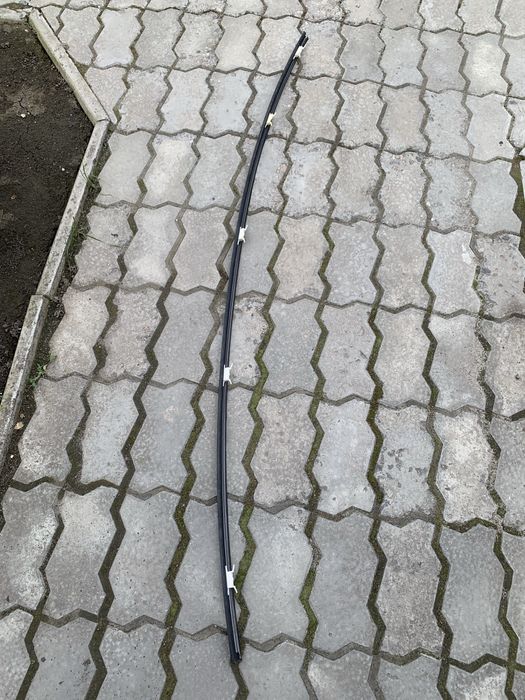 Молдинг крыши Hyundai Sonata.