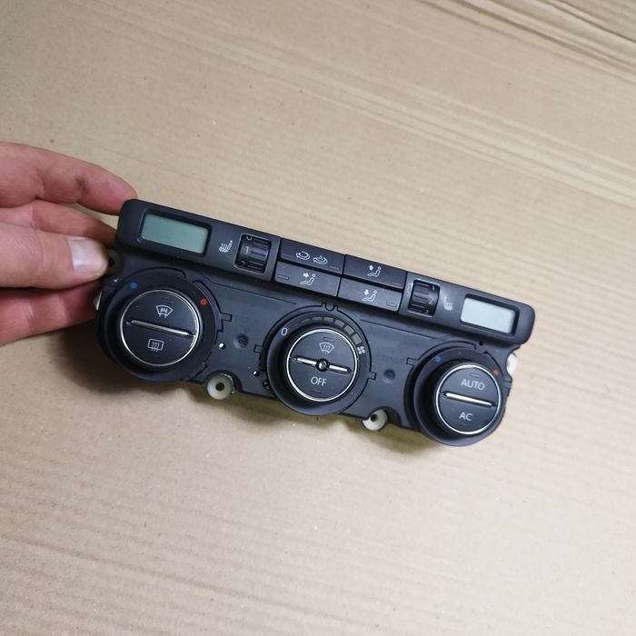 Panel klimatyzacji Passat B6