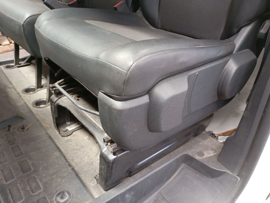 Banco frente esquerdo TOYOTA ProAce (MDZ_)