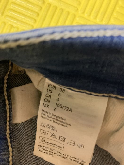 Джинсы H&M (размер М)