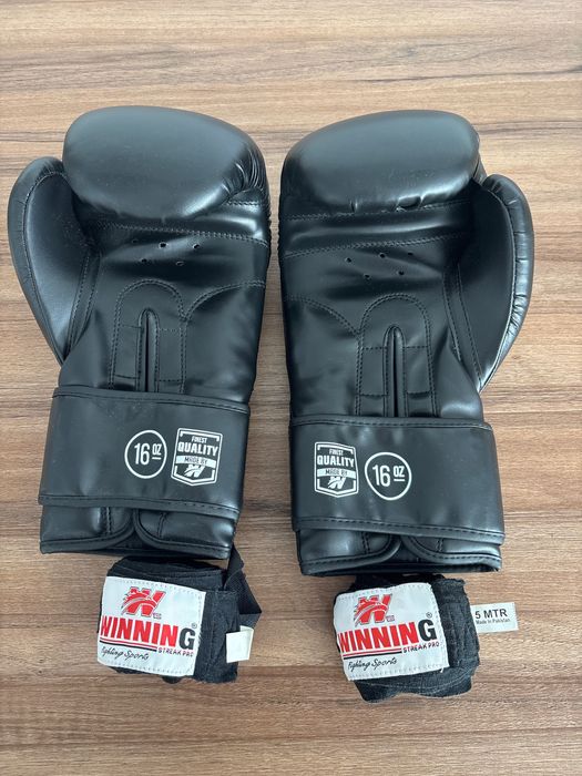Luvas boxe 16oz - como novas!