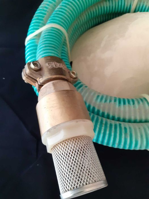 wąż ssawny zbrojony