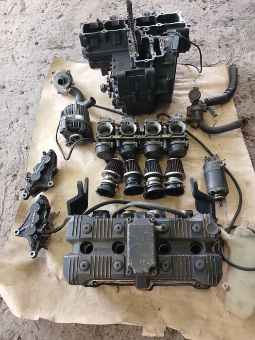 Suzuki gsx r 750 R720