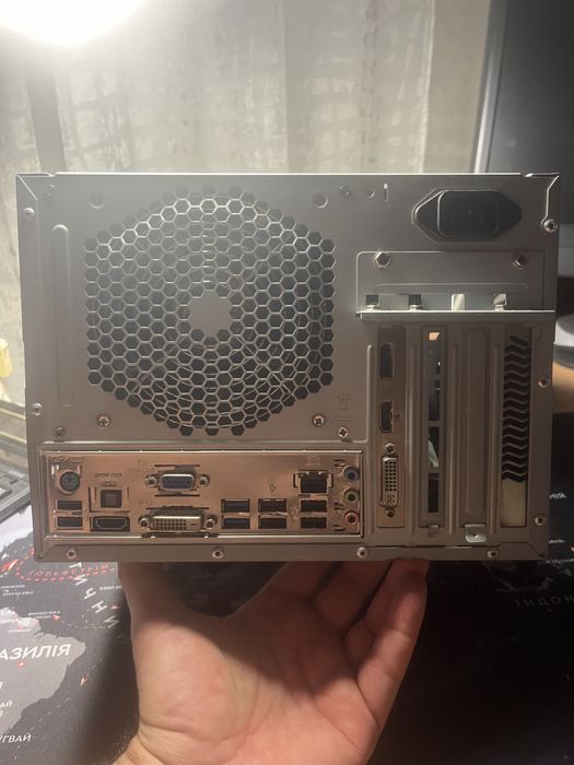 Продам компьютер ASUS Intel i5/GeForce 8800GT/4GB/128GB SSD+320GB HDD