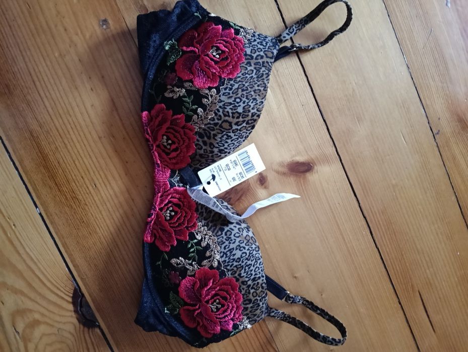 Piękny Biustonosz Intimissimi, Model GIOIA 80B, NOWY