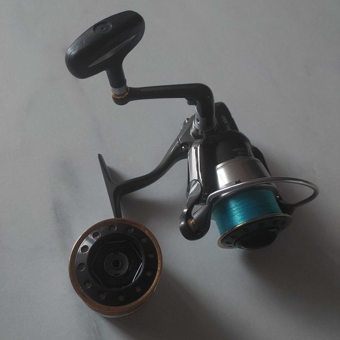 Kołowrotek Byron Alice 3000