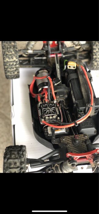 arrma typhon 6s v5