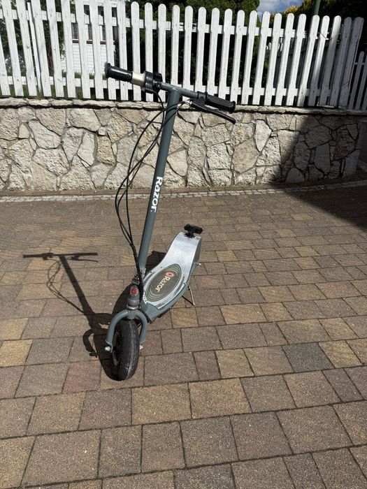 Hulajnoga Razor e300