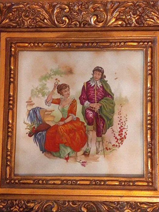 Quadro antigo com moldura em madeira dourada e azulejo