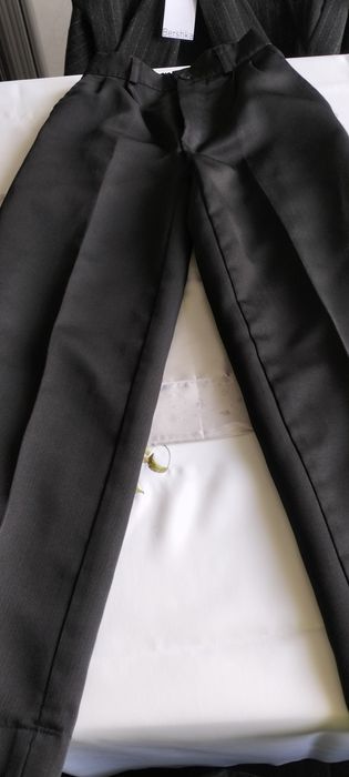 Spodnie chlopiece na kant 8-9 lat