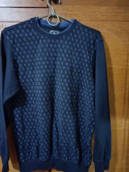 Свитер весна- осень.