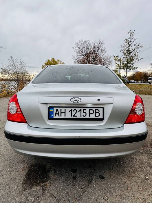 Hyundai elantra 2004