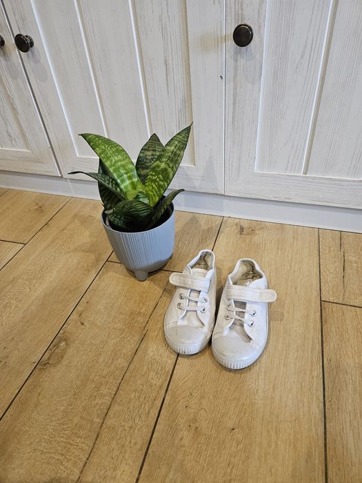 Buty na rzepy 30 31 na wiosne jesien dziewczynka