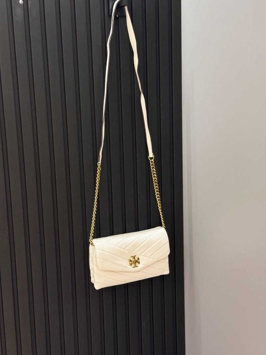 Сумка-гаманець через плече Tory Burch Kira Chevron Chain Wallet (Ebay)
