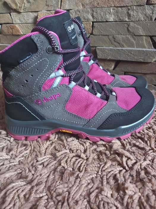 Жіночі демісезонні черевики