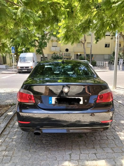 Vendo BMW 520d carro impecável ao nível de mecânica e de estética foto 4
