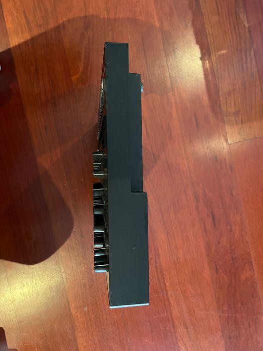 Roland tr-8s drum machine