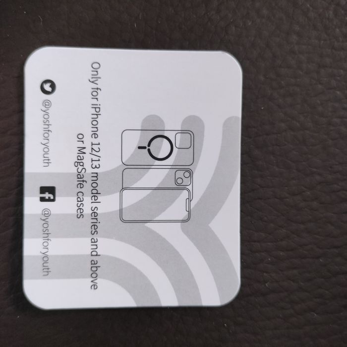 Uchwyt samochodowy do iPhone 12/13