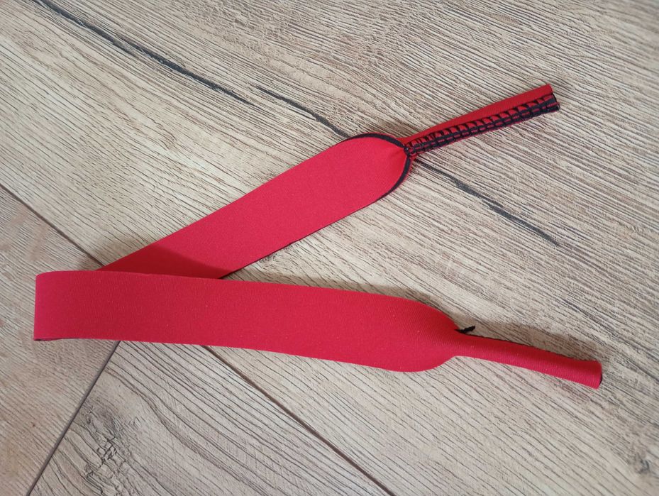 Gumka do okularów z neoprenu Czerwona