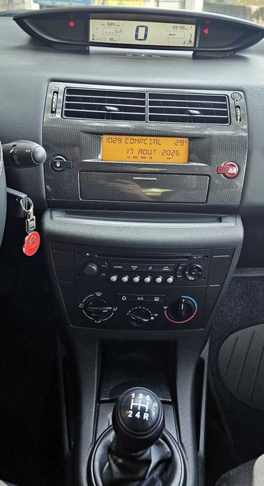 Citroen C4 1.4 90cv VTR