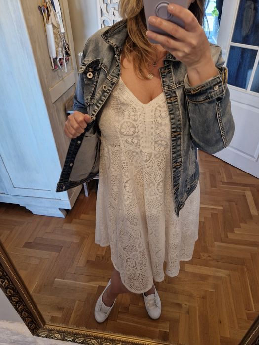 Śliczna sukienka damska M