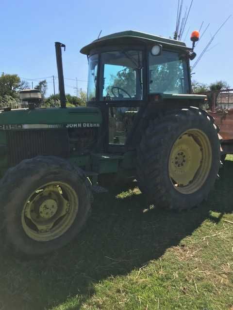 Trator Jonh Deere 2850 com cabine