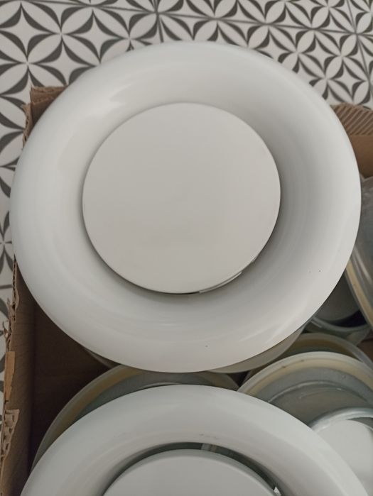 Anemostat sufitowy wywiewny 125 mm