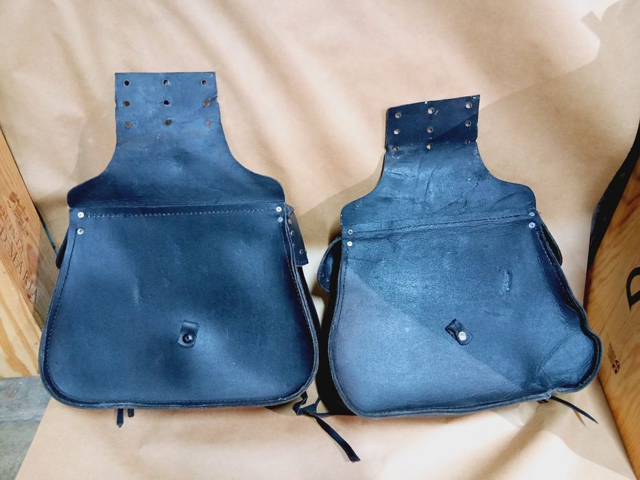 Malas em couro para moto