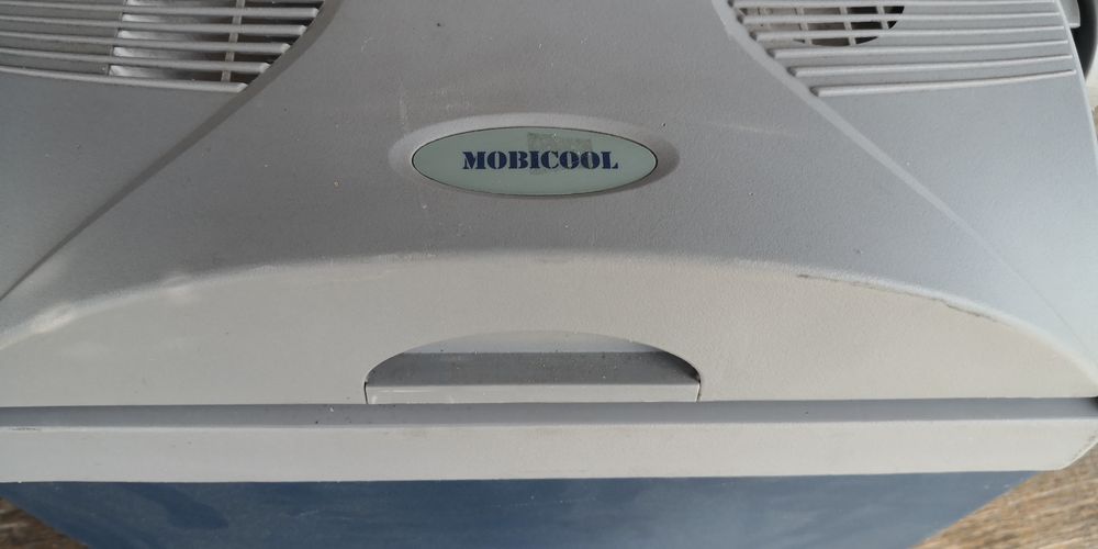 Lodówka turystyczna Mobicool 12v 230v ladna