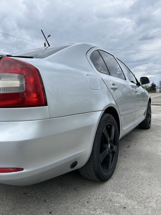 Skoda Octavia A5 2011 года, рестайлинг, 1.6 mpi, газ/бензин!