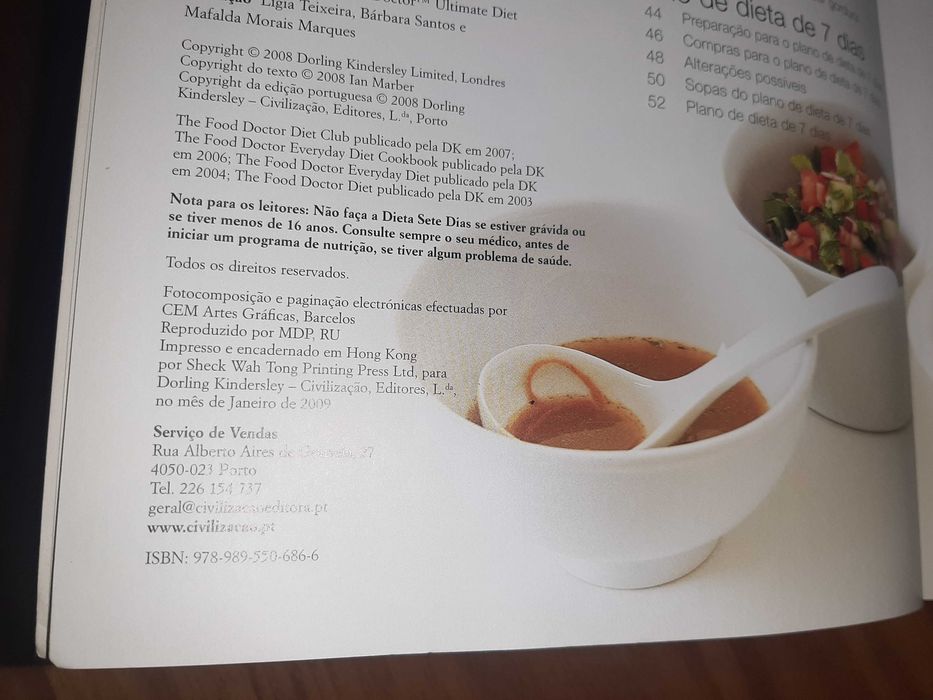 Conjunto de livros sobre dietas, alimentos, receitas