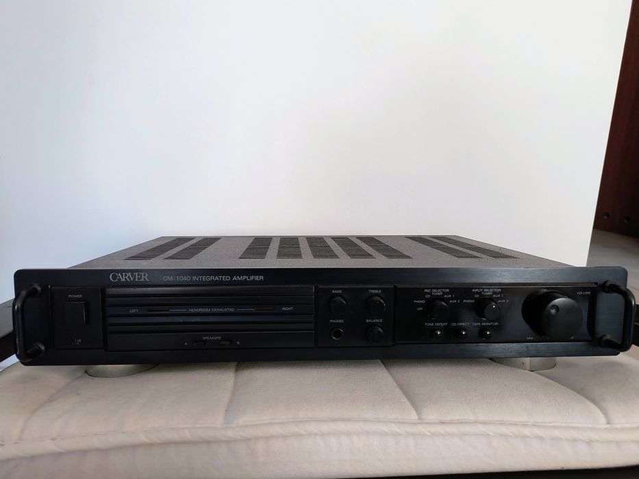 Wzmacniacz Carver CM1040