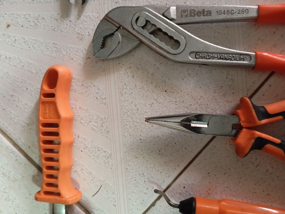 Beta Tools493656384377333762