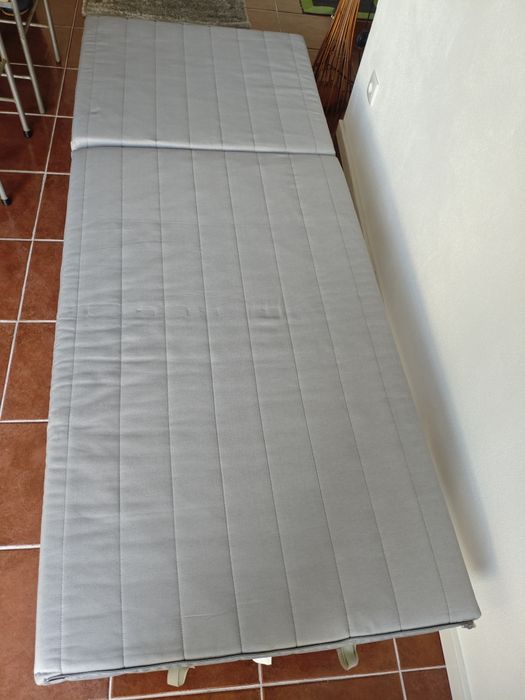 Cama/ Cadeira individual