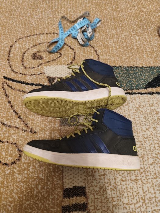 Buty chłopięce firmy adidas
