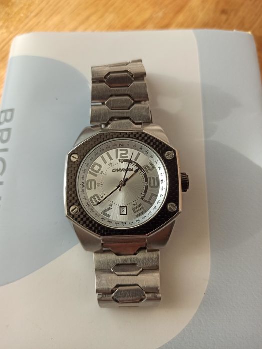 Кварцевые часы Carrera