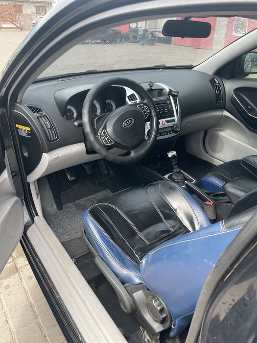 Продам авто Kia Seed