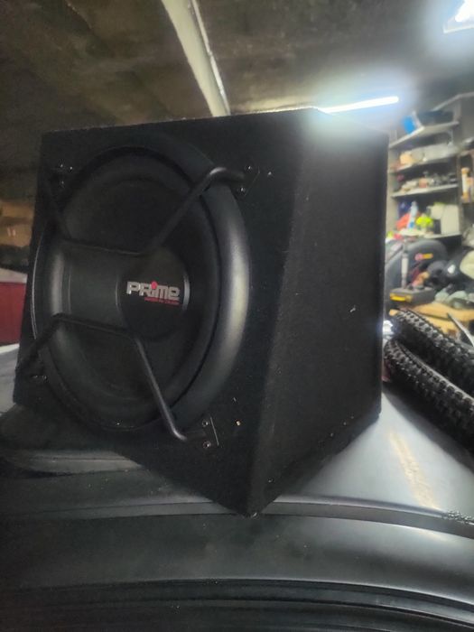 Subwoofer com amplificador