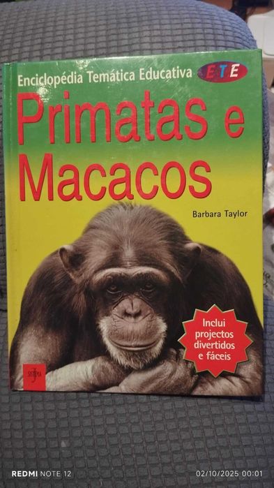 "Primatas e Macacos" - Barbara Taylor.