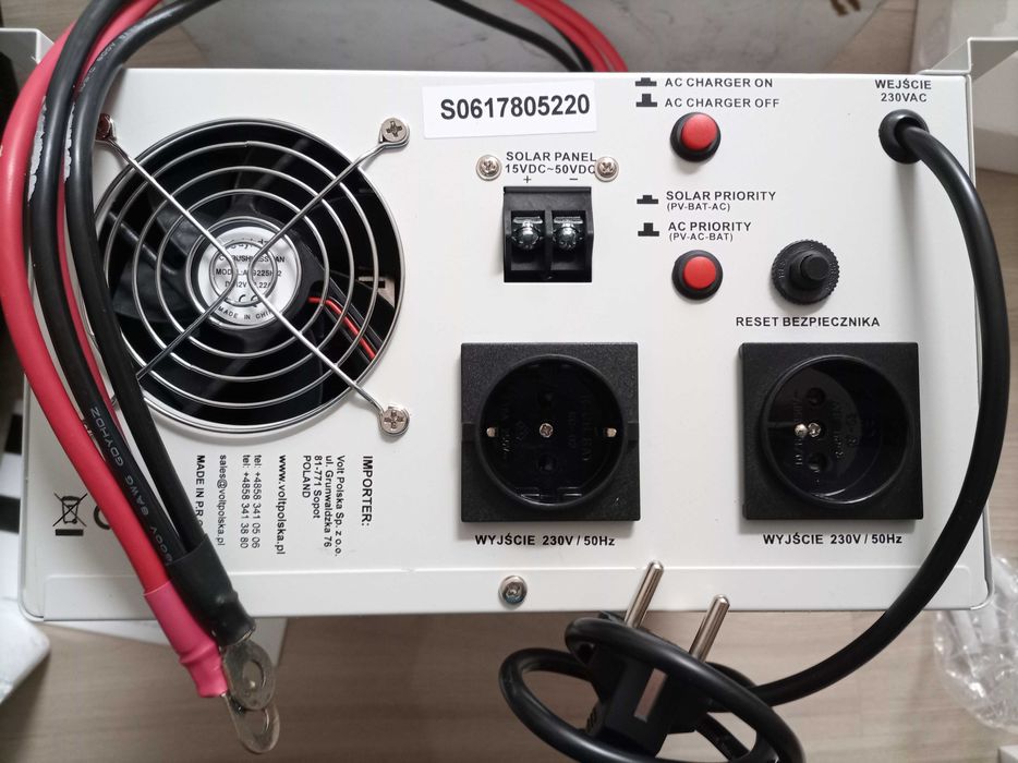 Falownik / Inwerter solarny SinusPRO 1000 S 12/230V