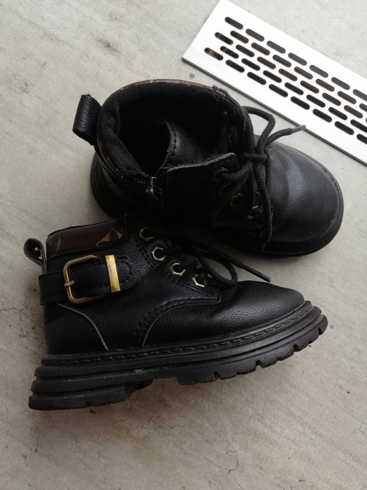 Дитячі черевики 23р